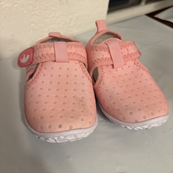 The Unbranded Brand Other - Pink Toddler Pink Shoes Water  Size 6